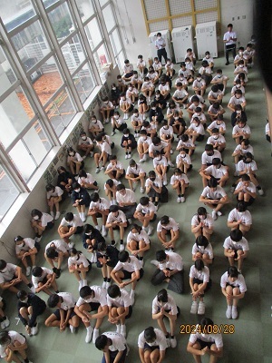 2.JPG